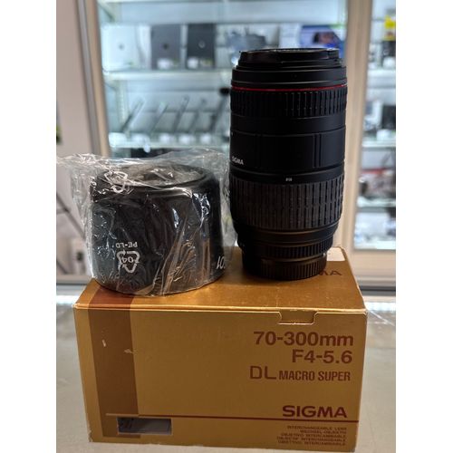 Sigman 70-300mm DL Macro Super