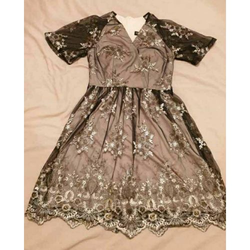 Robe Brodée Little Mistress Taille 36