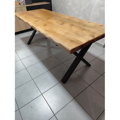 Table À Manger En Bois Massif
