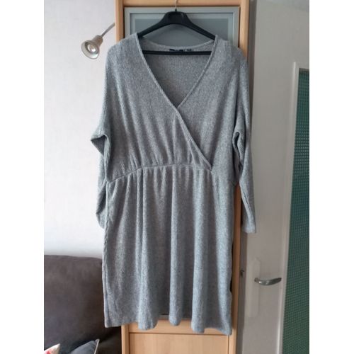 Robe Neuve Lainage Taille 50-52