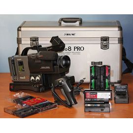 Caméra VIDEO 8 Pro SONY CCD-V200E