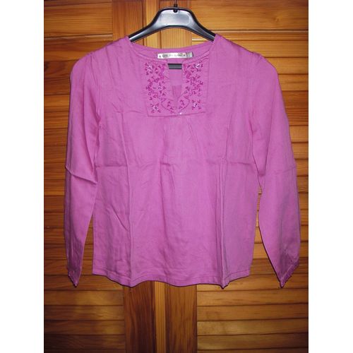Tunique Manches Longues Fille De Marque Cfk Girli Collection ,Taille 10 Ans ,De Couleur Prune ,Perles Ton Sur Ton Brodées À L'encolure À L'avant Et Au Bas Des Manches ,Manches Boutonnées Ton Sur Ton