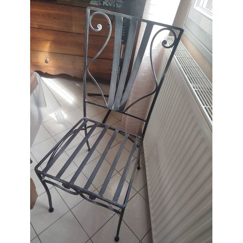 10 Chaises En Fer Forge. "Poids D'une Chaise 12kgs)