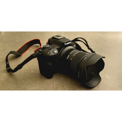 CANON EOS R50 24.1 mpix + Objectif Sigma 18-50mm F2.8