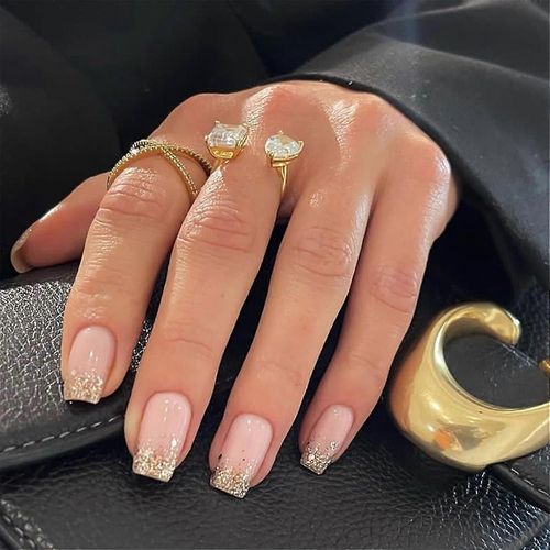 24pcs Or Français Pointe Presse Sur Les Ongles Medium Carré Faux Ongles Cercueil En Forme Des Ongles Design Glitter Colle Sur Les Ongles Artificiels Roses Acrylique Rose Fals 