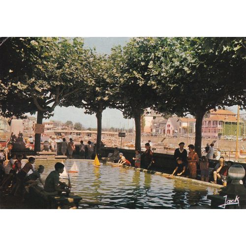 Carte Postale 44 Le Pouliguen Le Bassin D'enfants Réf. Cpsm440003