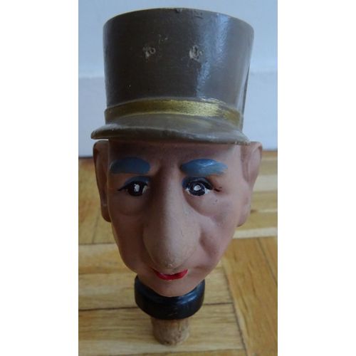 Tête De Charles De Gaulle En Plastique Moulé Sur Un Bouchon En Liège