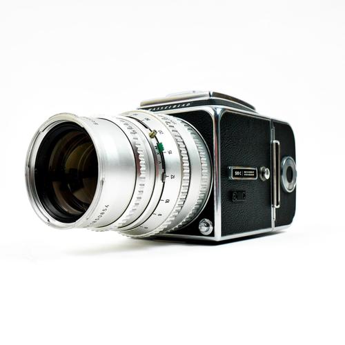 Reflex 6x6 Hasselblad 500C + Sonnar 150mm F4 + A12 - Top condition - 668001