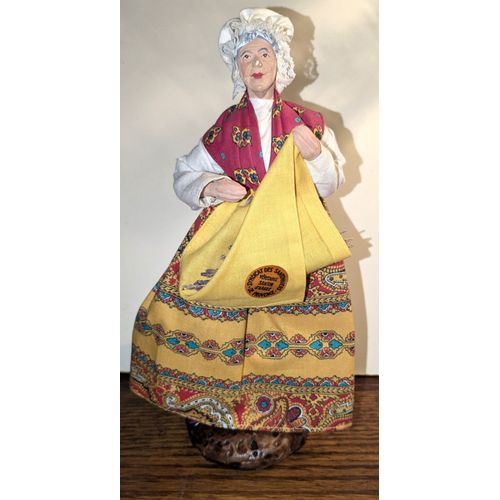 Santon Femme - Syndicat Des Santonniers De Provence