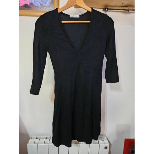 Robe Noir Bershka M