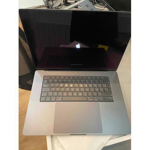 Apple MacBook Pro réf MRW13FN/A 16" M3 Pro - Ram 18 Go - SSD 512 Go noir sidéral