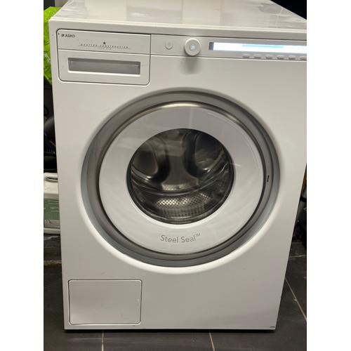 A vendre une machine à laver de marque Asco (pro), modèle W. 20 86C, en excellent état. hublot Capacité de lavage : 8,0 kg Tambour de 60 litres Label énergie A Essorage très élevé (1600 trs)