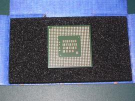 Intel Pentium 4  2.6 GHz série SL6WS philipines cache 512 kb fréquence 800 MHz support 478