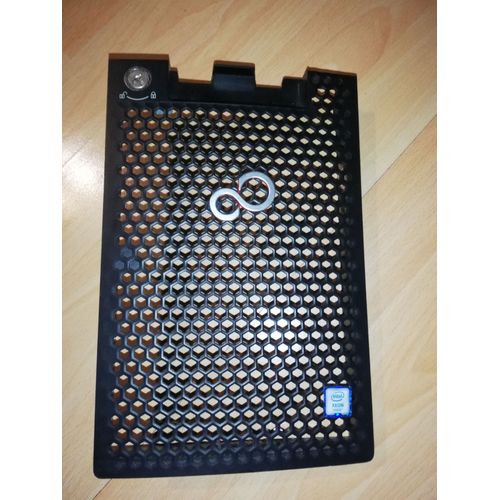 Façe avant server Fujitsu Primergy