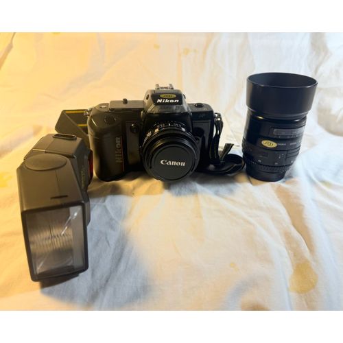 NIKON F-401 + Objectif Nikon AF Nikkor -28 mm/ 1:28mm + Télé objectif ZOOM -SIGMA AF-ZOOM