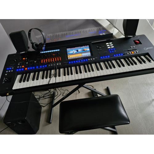 Synthétiseur Yamaha Genos2