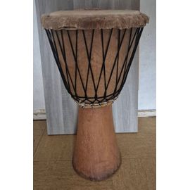 Grand Djembe Instrument De Musique Ou Décoration
