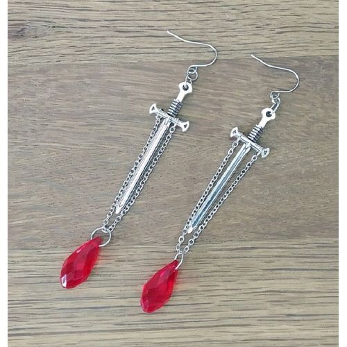 Boucles D'oreilles À Breloques Épée De Vampire Gothique Pour Femmes Et Filles, Pendentif Épée En Cristal Rouge Sang, Crochet D'oreille, Accessoires De Bijoux De Sorcière Pprédéterminée, Cadeau