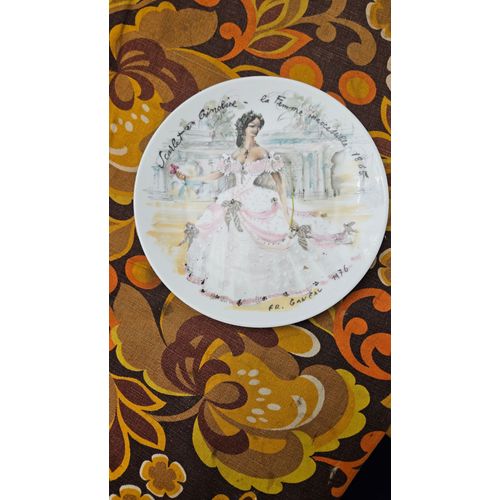 Assiette Scarlett (Porcelaine De Limoges Numérotée)