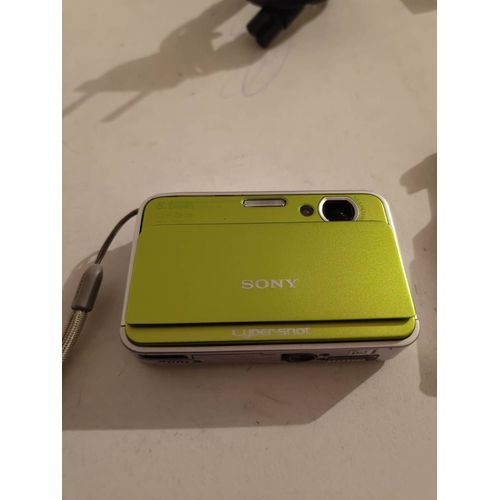 Sony CyberShot DSC-T2 compact 8.1 mpix vert