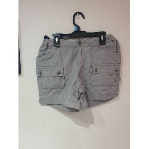 Short 16 Ans