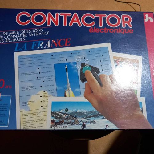 Jeu De Questions, Réponses Nathan Contactor Électronique, La France, Dès 10 Ans. Plus De 1000 Questions Pour Connaitre La France Et Ses Richesses, Pour Tester Et Améliorer Ses Connaissances.