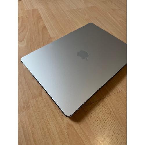 Apple MacBook Air 15" M3 - Ram 8 Go - DD 256 Go - Lumière stellaire