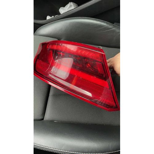 Vends Feu Arrière Gauche Led Audi A3 A Partir De 2013