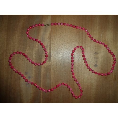Sautoir Perles Plastique Rose