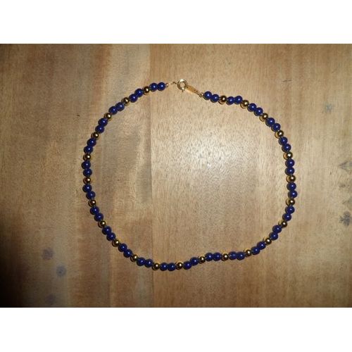 Collier De Perles Plastique Bleu Et Doré