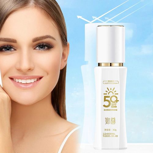 L¿Été Où Je Suis Devenue Assez Naturelle Correcteur Even Tone No Card Poudre Blanchissante Et Fond De Teint Solaire Liquide 