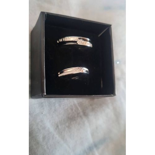 Une Alliance Et Bague De Fiançailles En Argent Ajustables