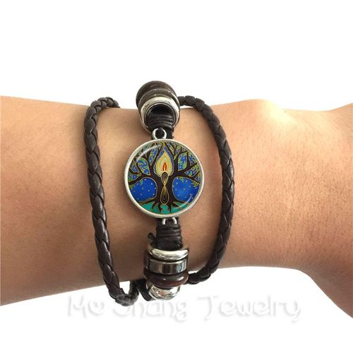 Bracelet En Cuir Noir Et Marron Européen Et Américain, Bijoux De Gemme De Temps De Conception De Fleurs, Meilleur Cadeau Pour Des Amis, Plus Beau