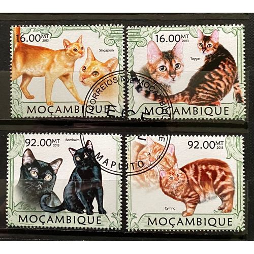 Lot De 4 Timbres Oblitérés Chats Mozambique 2013