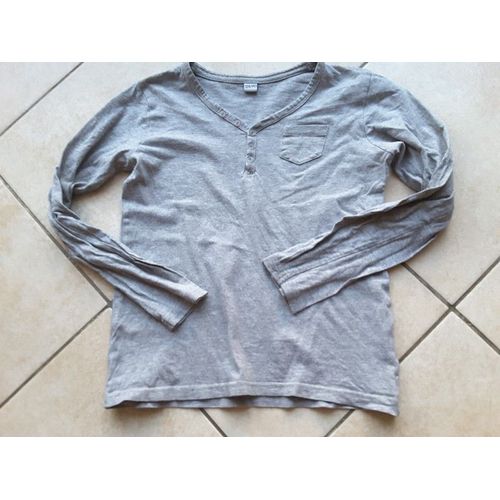 Tee Shirt Manches Longues / Sous Vetement - Maillot De Corps Enfants 8 - 10 Ans.