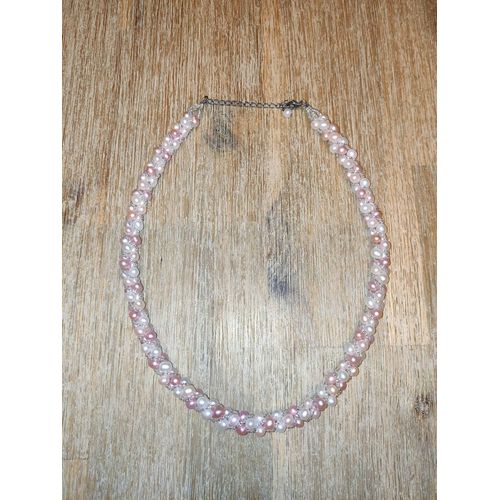 Collier Perles Rose