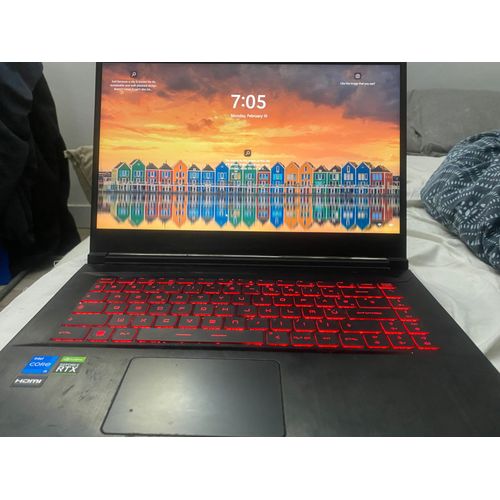 MSI GF63 Thin - 15" Intel Core i5 - Ram 16 Go - DD 512 Go