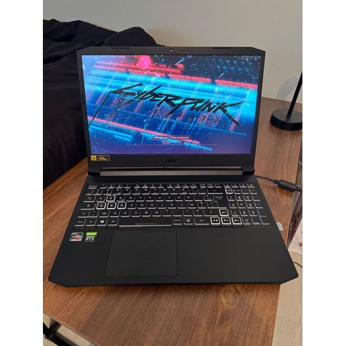 Acer Nitro 5 (AN515-45-R9F1) - 15.6" AMD Ryzen 5 5600H - 3.3 Ghz - Ram 32 Go - SSD 500 Go