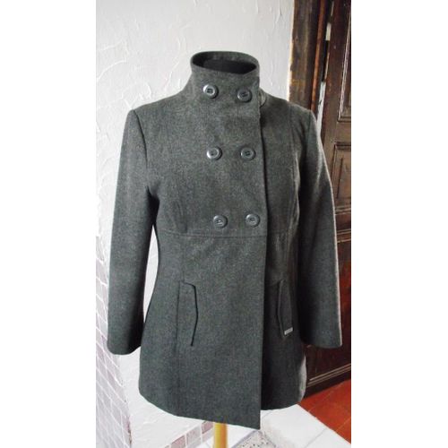 Manteau Femme Teddy Smith Taille 38 Couleur Gris Composition 60% Laine 40% Polyester Doublure 100% Polyester Dimensions Longueur 80cm Carrure D'épaule À Épaule 41 Cm Tour De Poitrine 98 Cm