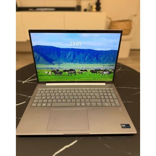 HP Zbook firefly G11 - 16" Intel Core Ultra 7 165H - 1.4 Ghz - Ram 32 Go - SSD 512 Go