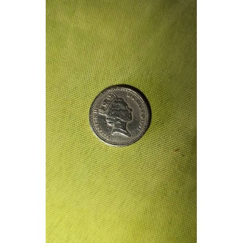 Pièce Elizabeth 2. 1993