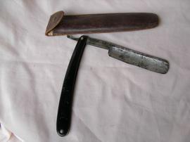 Ww1 France Rasoir Coupe Choux Personnalisé " Solinguen " Avec Son Étui De Protection ( 14-18 )