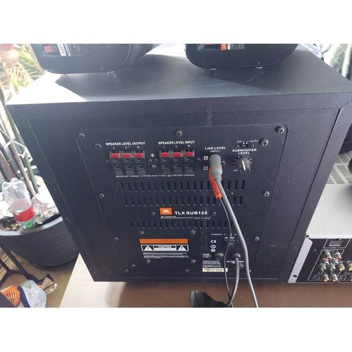 SUBWOFWER jbl