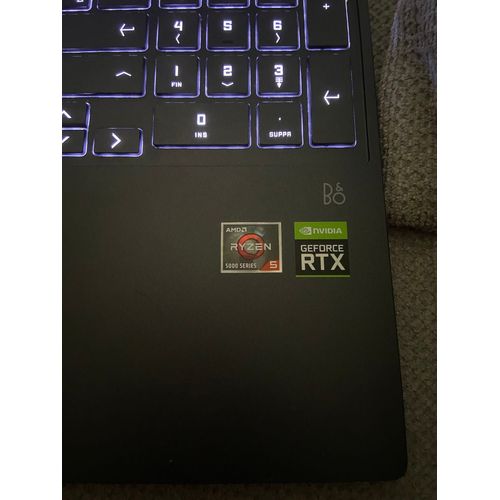 Victus HP Gaming Laptop 15-fb0xxx - 15" AMD Ryzen 5 5600H - 3.3 Ghz - Ram 16 Go - DD 512 Go