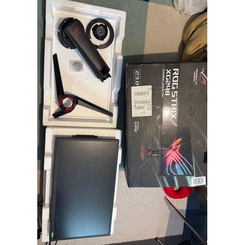 Écran gamer Assus ROG STRIX XG248