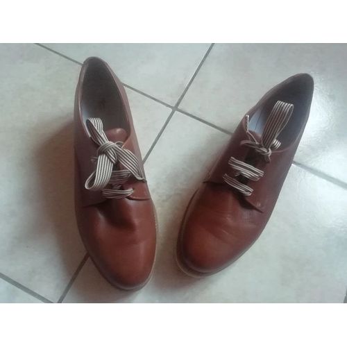 Chaussures Derbies À Lacets Tamaris Taille 40.