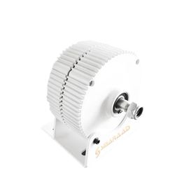 Générateur Éolien Haute Performance 1000W, 48V avec Support, Coloris Argent<p>Optez pour notre générateur éolien innovant, conçu pour maximiser votre production d'énergie renouvelable, adapté tant pour des applications domestiques que professionnelles.<