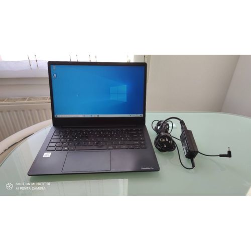 Dynabook Toshiba Satellite Pro C40-G-12F - Core i3 I3-10110U 8 Go RAM 256 Go SSD Noir