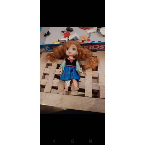 Poupée Disney Anna