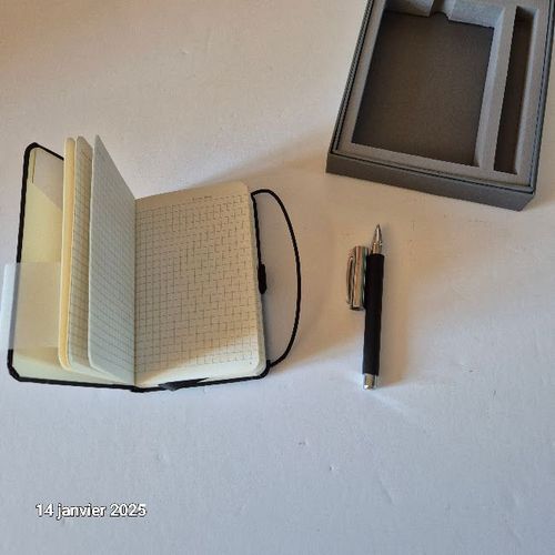Coffret Cadeau Stylo À Bille Et Carnet Faber-Castell Ambition
